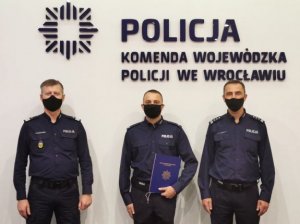 Komendant Wojewódzki Policji we Wrocławiu nadinspektor Dariusz Wesołowski podziękował policjantowi, który kilka dni temu ratował życie 4-letniemu chłopcu