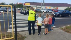 Bezpieczeństwo w  drodze do szkoły. Spotkanie w SP nr 14 w Głogowie