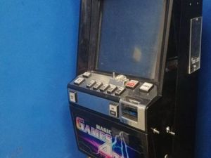 Ujawnienie nielegalnych automatów do gier hazardowych
