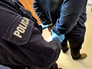 Tymczasowy areszt dla 29-latka podejrzanego o usiłowanie dokonania rozboju i inne przestępstwa