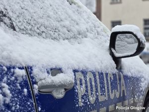 Policja apeluje do kierowców o rozwagę i odpowiednie przygotowanie pojazdów do drogi