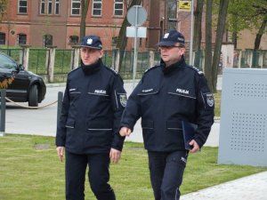 Zastępca Komendanta Wojewódzkiego Policji we Wrocławiu wraz z głogowskim Komendantem Policji